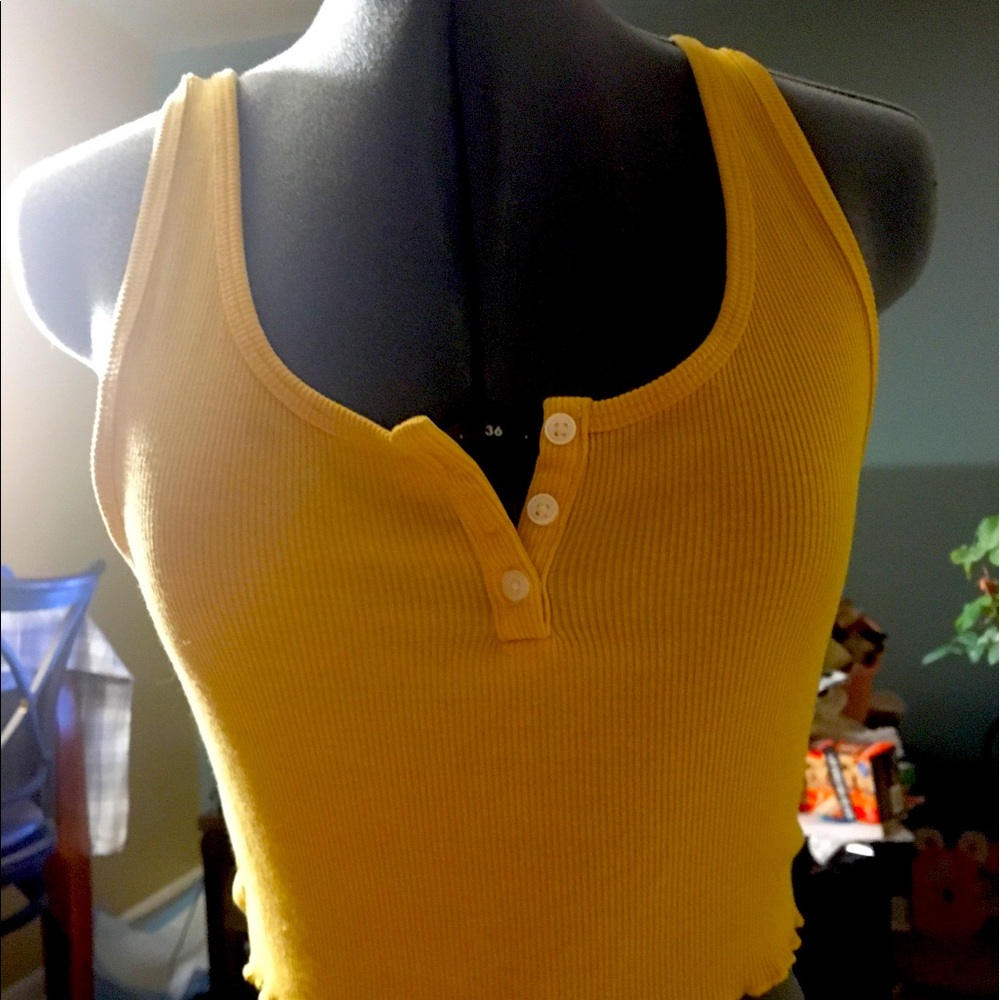 American Eagle small crop tank